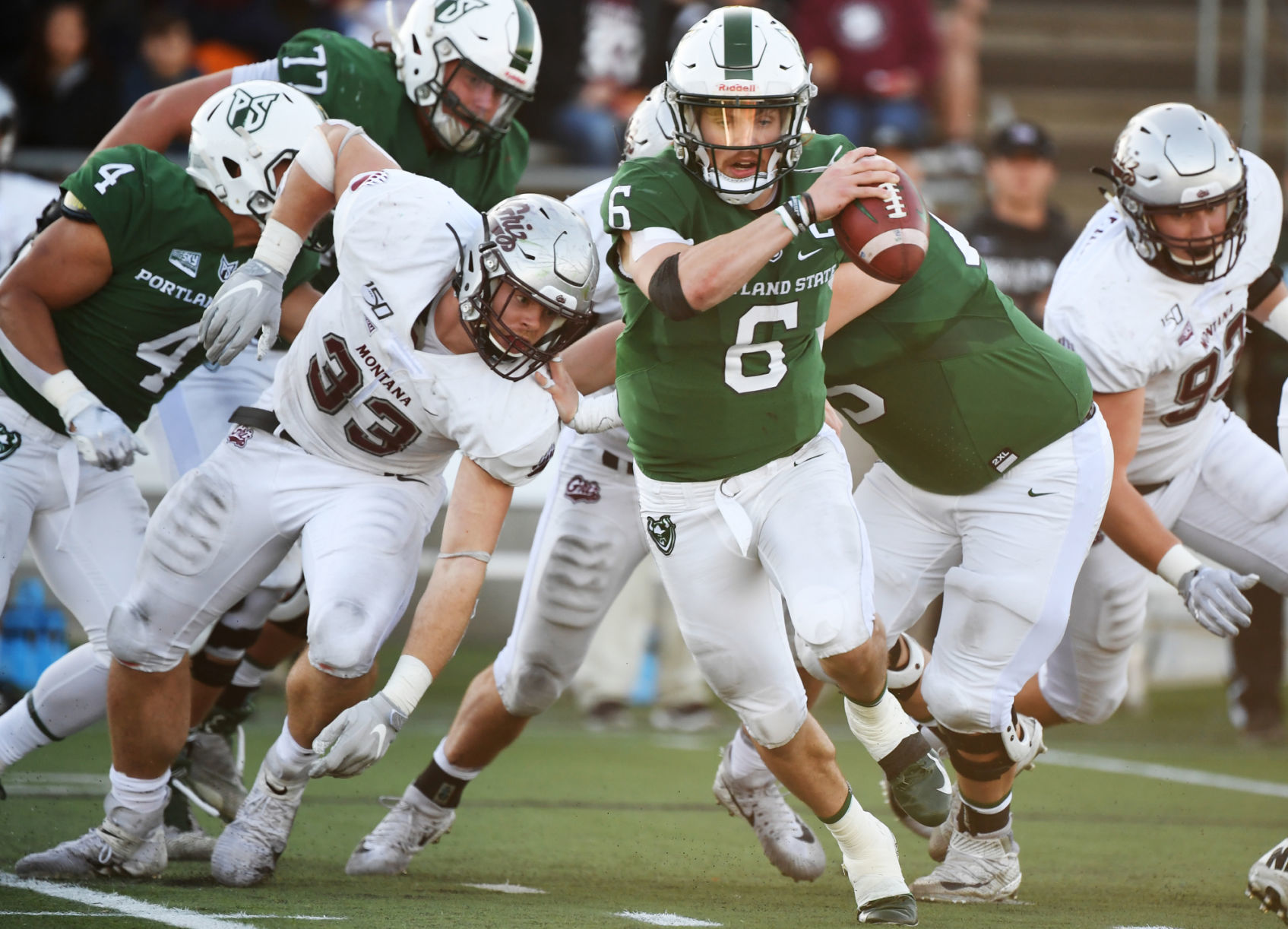 Montana beats Portland State-25-tm .JPG